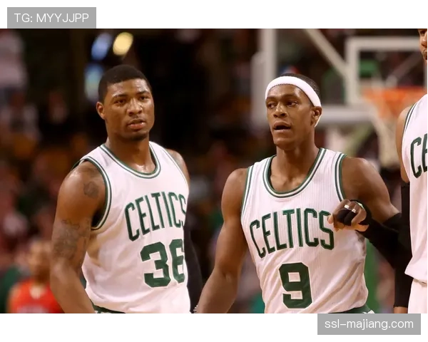 历史对决回顾:凯尔特人与湖人经典战役中,关键回合的控球选择与结果分析